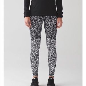 Lululemon wonder under pants size 4